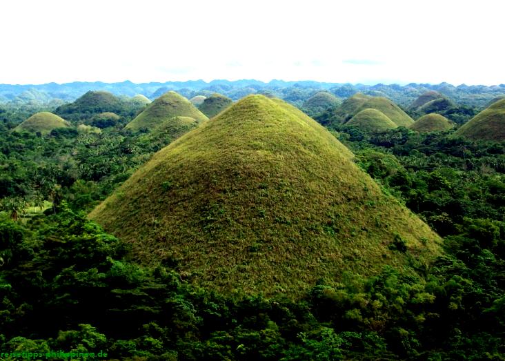 chocolate hills auf Bohol