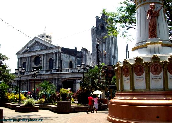 Kirche San Francisco, Naga